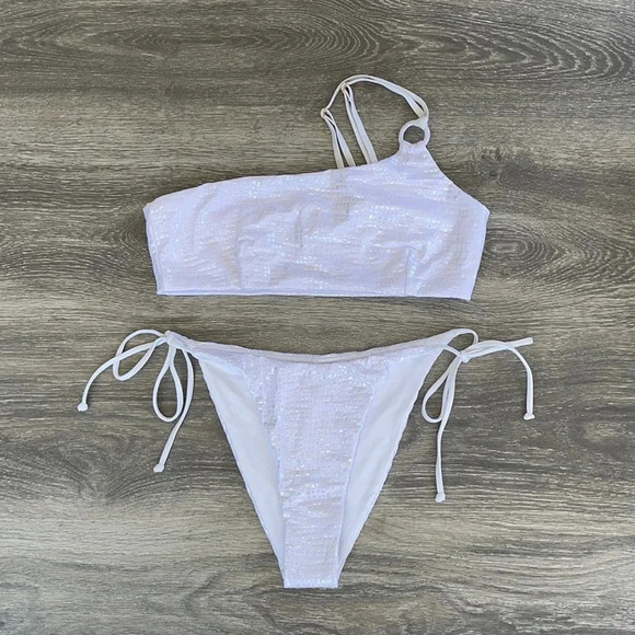 L*Space Indiana Bikini Top and Lennox Classic Bottoms, gloss - Picture 4 of 16